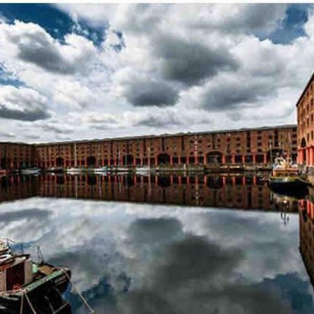 Liverpool, Superb City Centre Apartment With Parking Luaran gambar